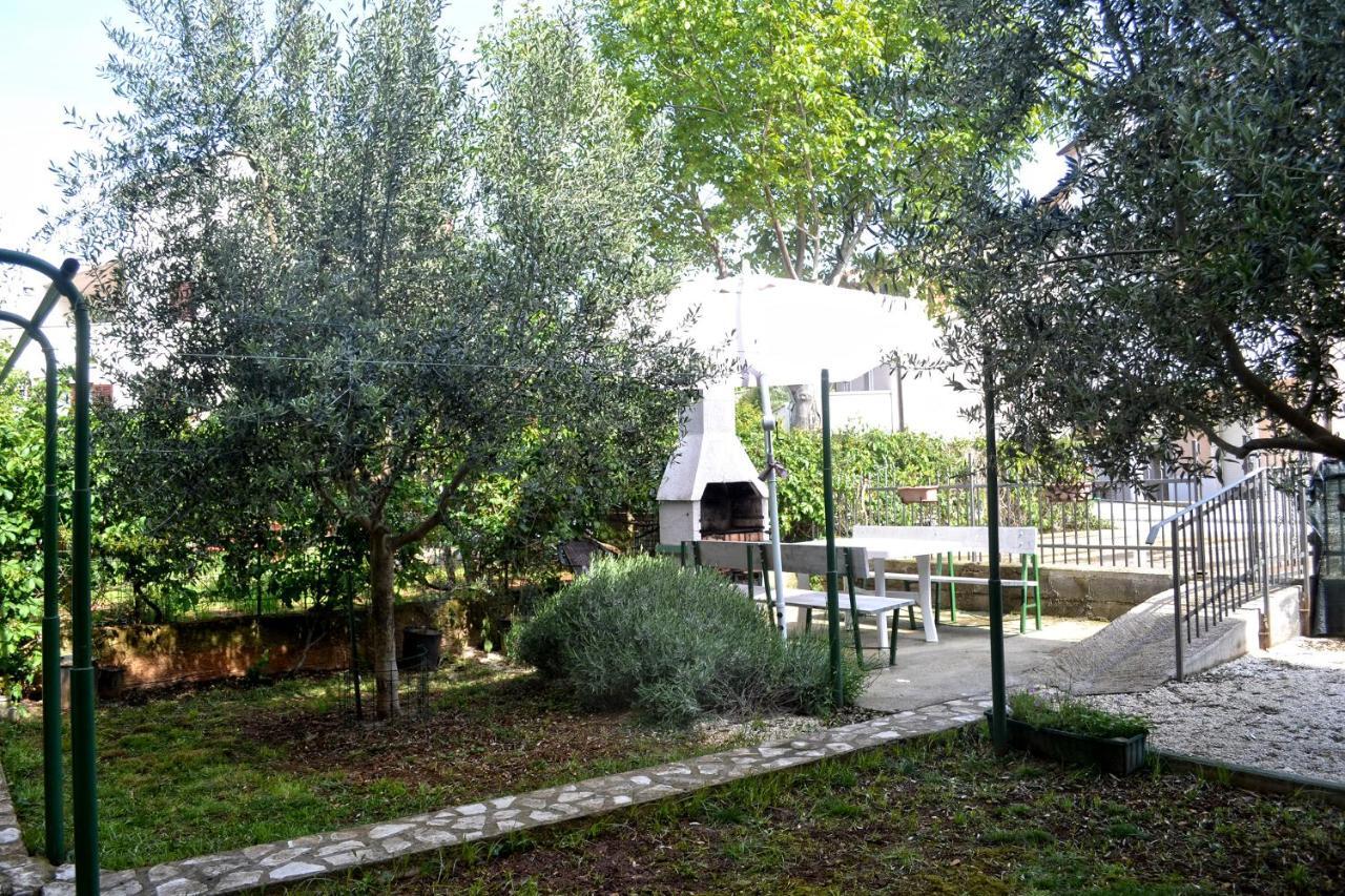 Sweet Home Lustig Pula Bagian luar foto